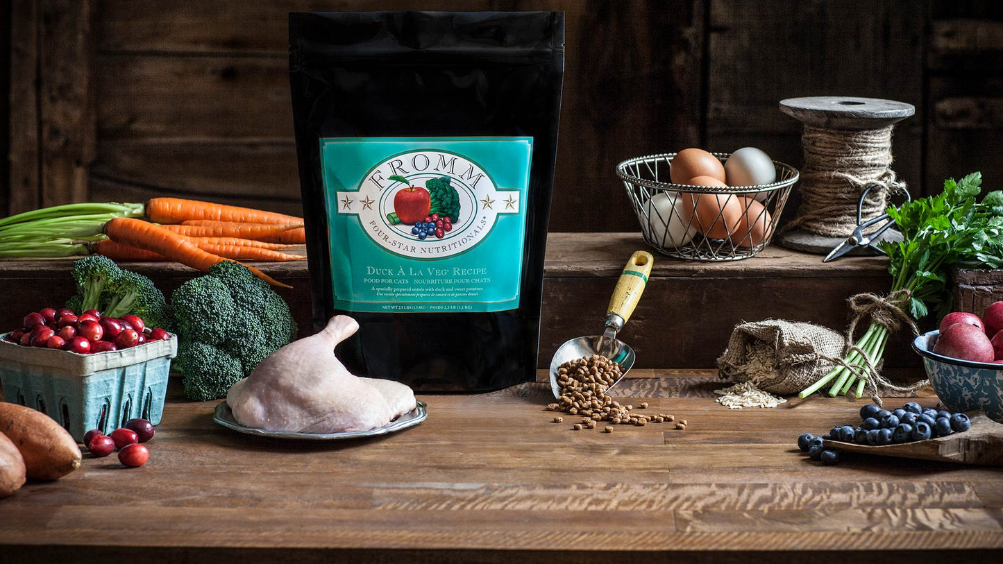 Fromm Four-Star Duck À La Veg Food for Cats
